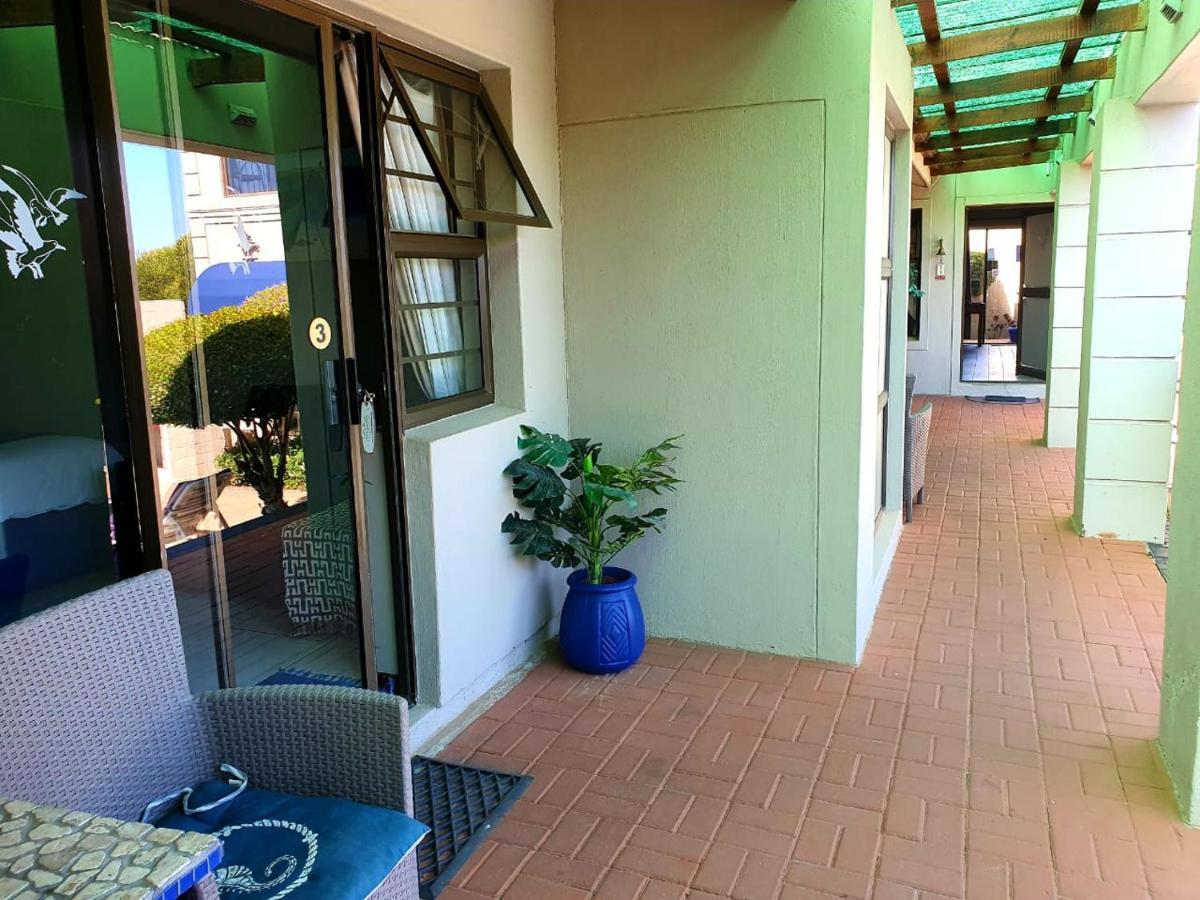 Seagulls Guest House لانجيبان المظهر الخارجي الصورة